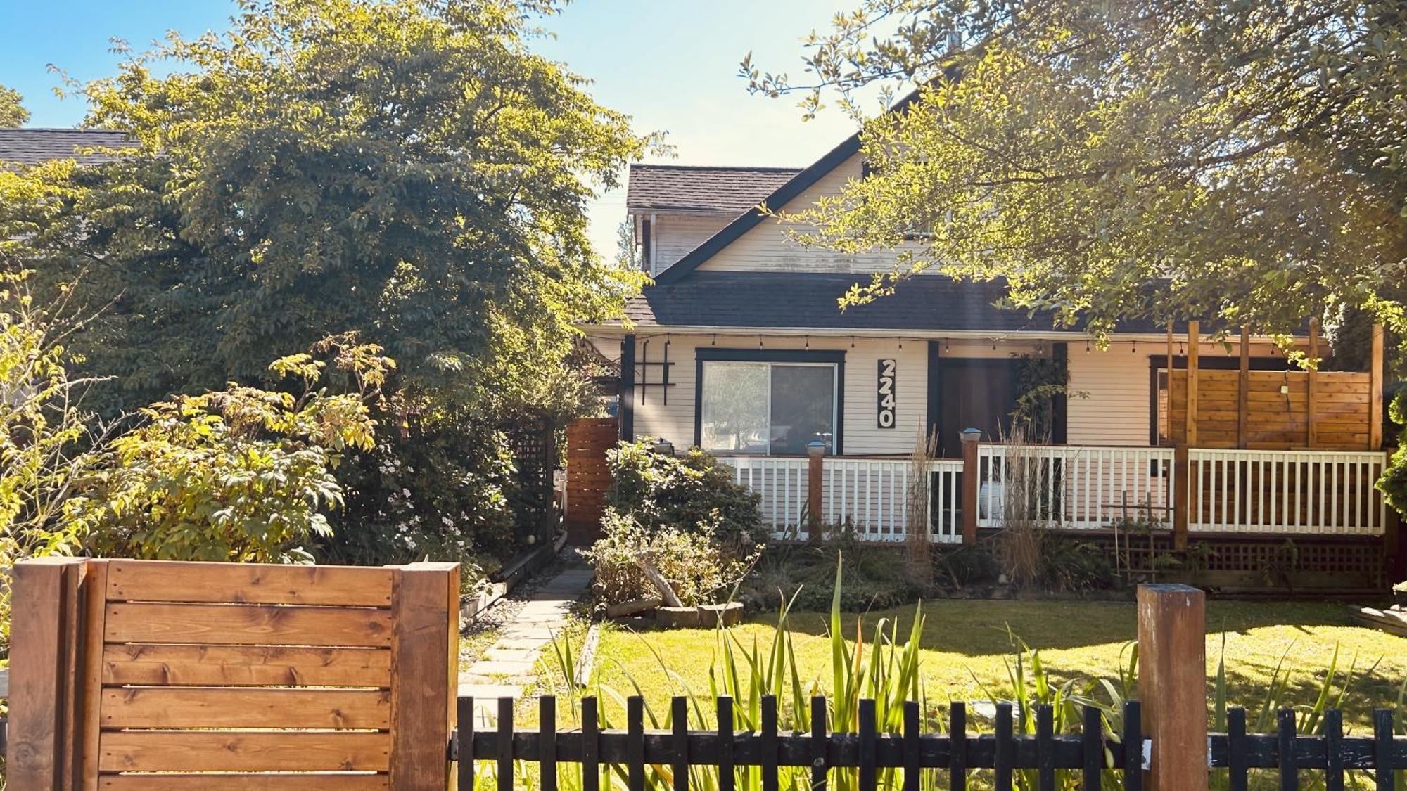Airport-Yvr Guesthouse 리치먼드 외부 사진